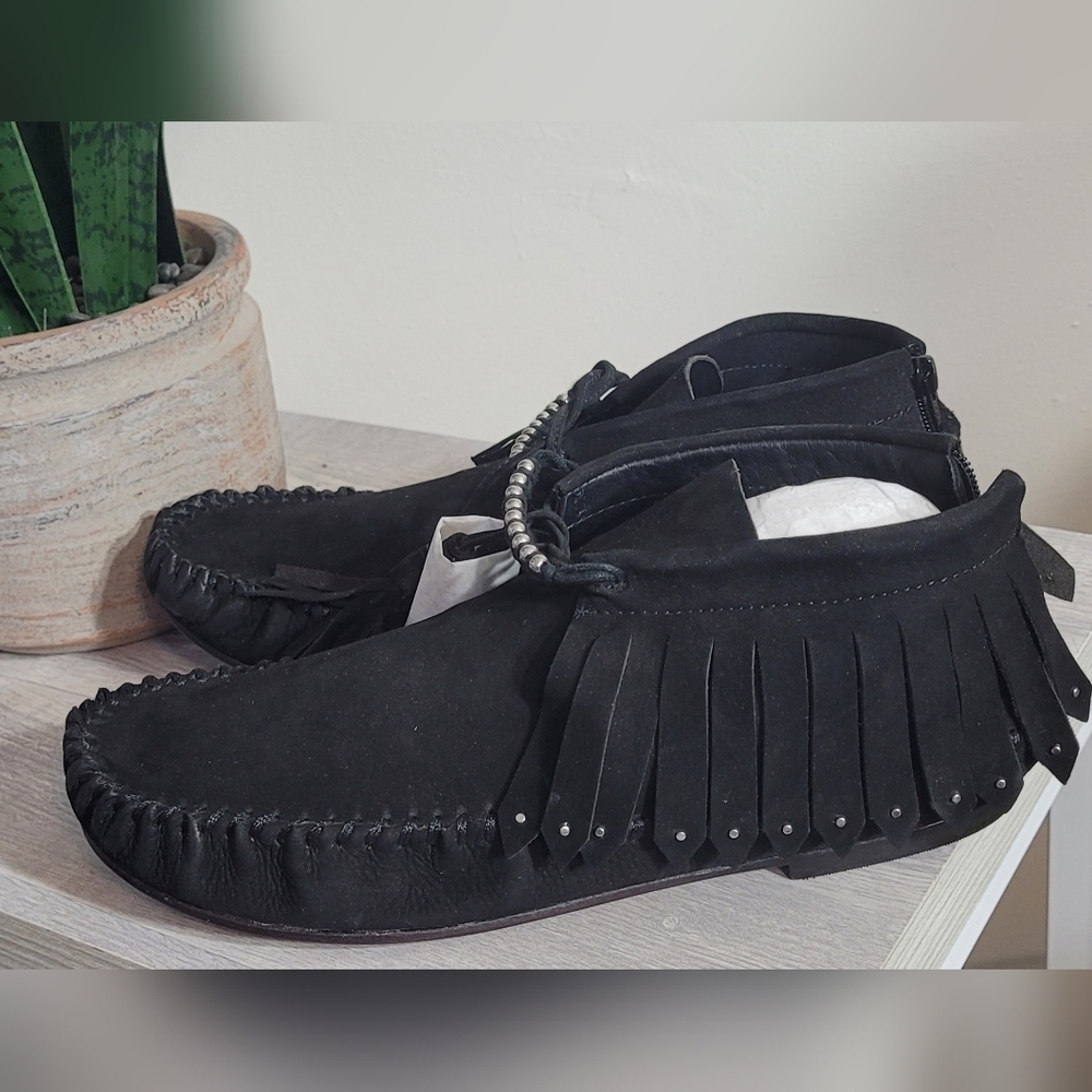 Bernardo Padova Women’s Suede Booties Western Tassel Fringe Flat Ankle Boots